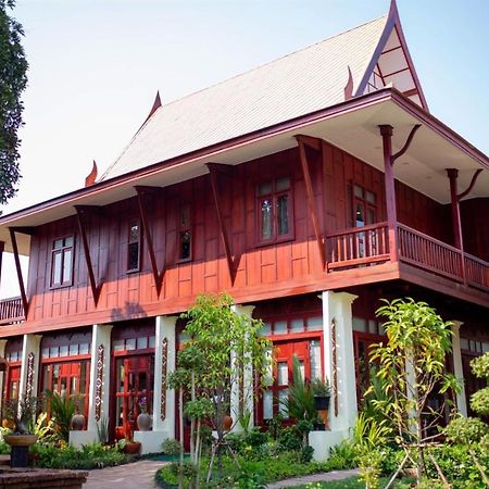 Baan Lhang Wangh บ้านหลังวัง Phitszanulok Kültér fotó