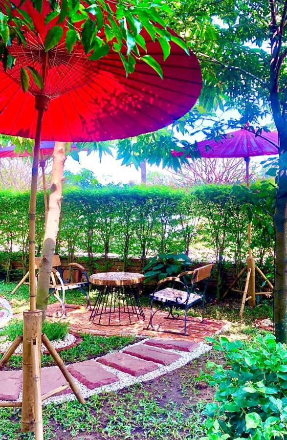 Baan Lhang Wangh บ้านหลังวัง Phitszanulok Kültér fotó